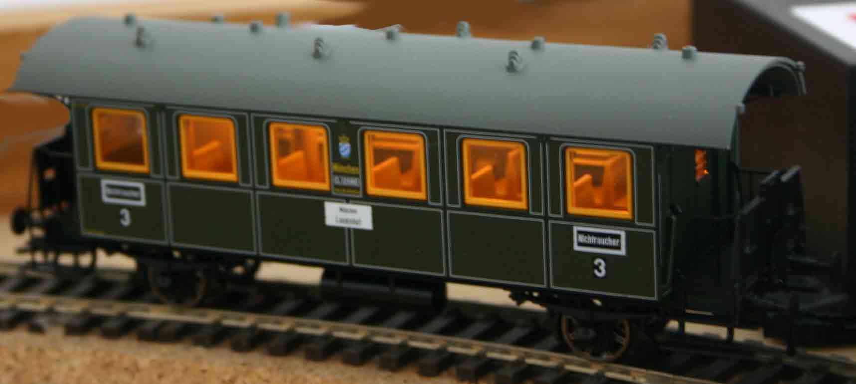 Wagen H0 mit Innenbeleuchtung